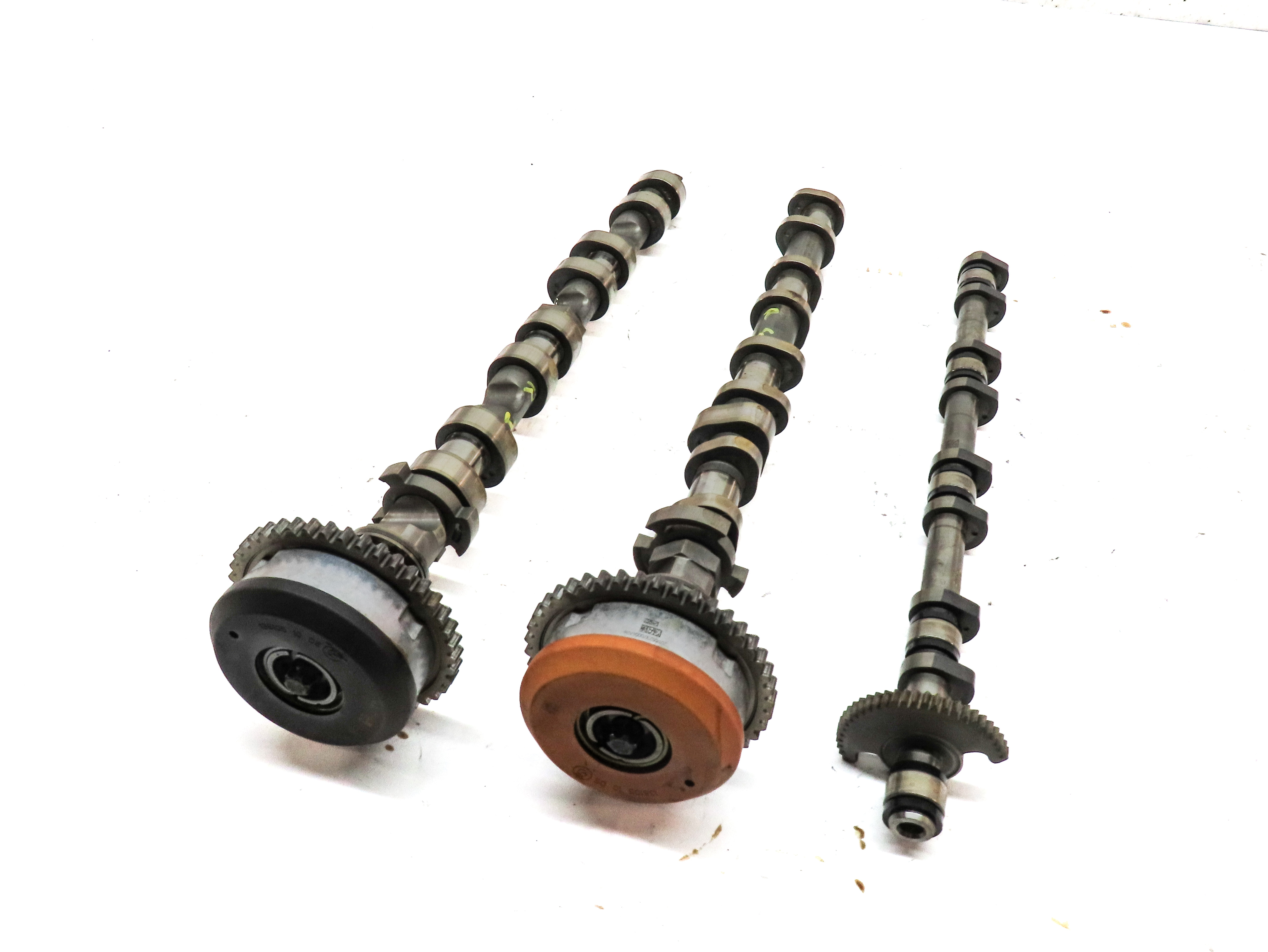 13-19 BMW 550i 650i 750i X5 X6 4.4L N63 RIGHT CYLINDER HEAD CAMSHAFT SET/3 — exact item pictured